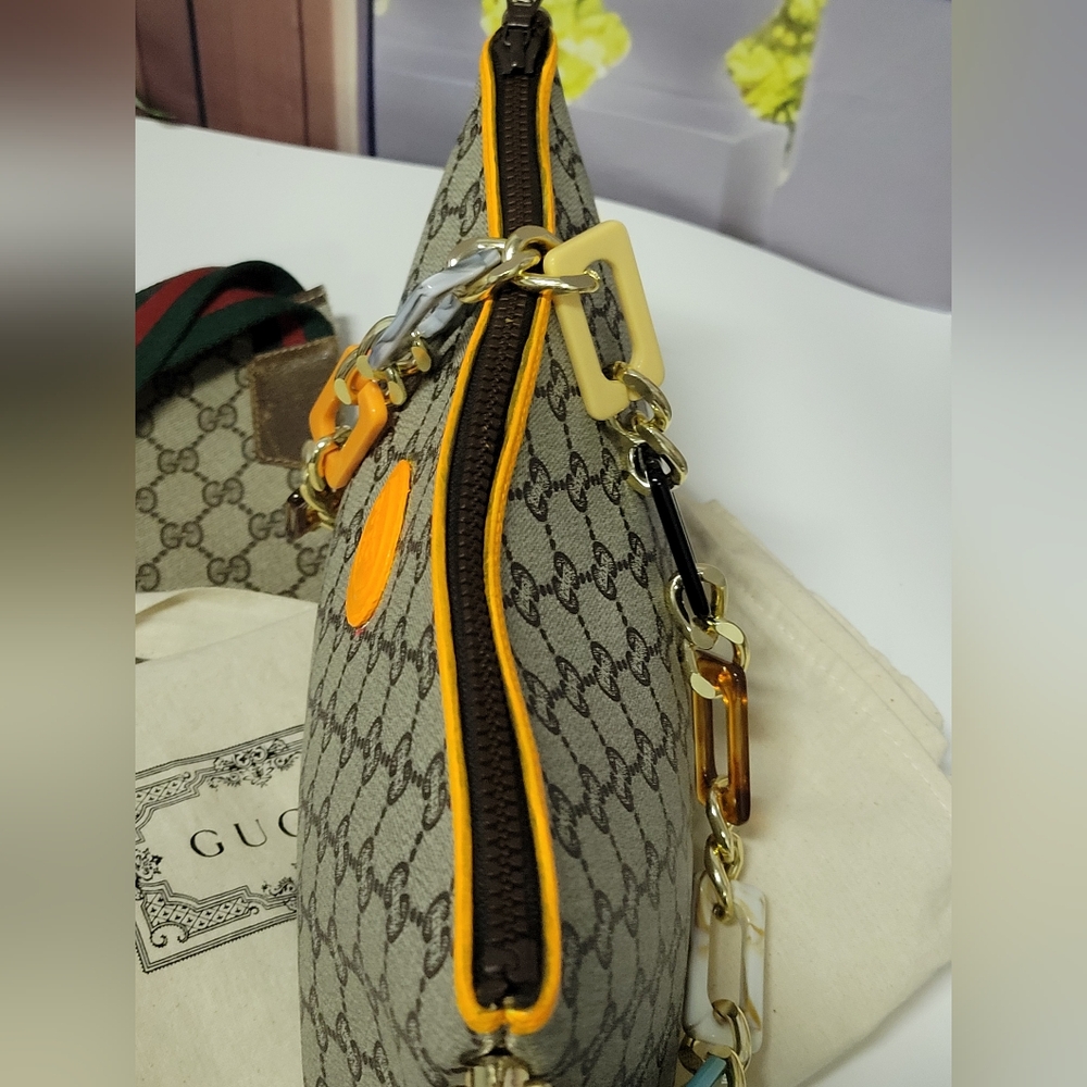 AUTHENTIC GUCCI Plus, Vintage, Clean, Excl. Cond. Custom Trim, Clutch/Bag - Picture 6 of 16